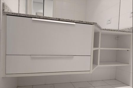Apartamento à venda com 157m², 3 quartos e 4 vagasBanheiro da Suíte 1