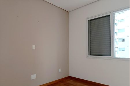 Apartamento à venda com 157m², 3 quartos e 4 vagasSuíte 1