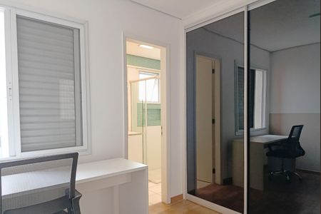 Apartamento à venda com 157m², 3 quartos e 4 vagasSuíte 2