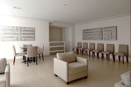 Apartamento à venda com 157m², 3 quartos e 4 vagasÁrea comum - Salão de festas