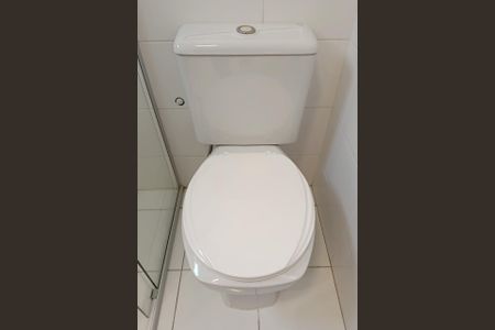 Apartamento à venda com 157m², 3 quartos e 4 vagasBanheiro da Suíte 2