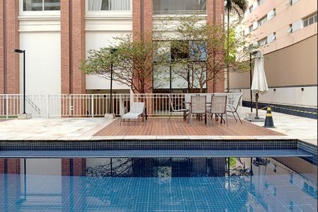 Apartamento à venda com 157m², 3 quartos e 4 vagasPiscina