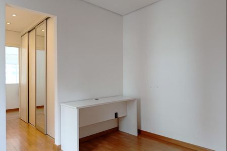 Apartamento à venda com 157m², 3 quartos e 4 vagasSuíte 1