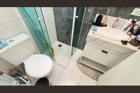 Apartamento à venda com 100m², 2 quartos e 2 vagasBanheiro