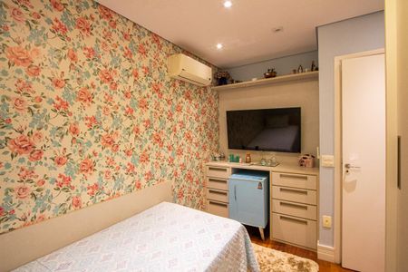 Apartamento à venda com 201m², 4 quartos e 4 vagasQuarto 2