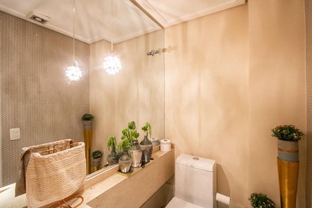 Apartamento à venda com 201m², 4 quartos e 4 vagasLavabo