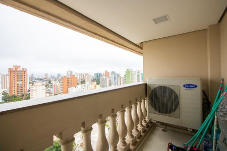 Apartamento à venda com 201m², 4 quartos e 4 vagasVaranda da Suíte