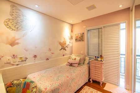 Apartamento à venda com 201m², 4 quartos e 4 vagasQuarto 