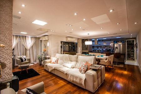 Apartamento à venda com 201m², 4 quartos e 4 vagasSala