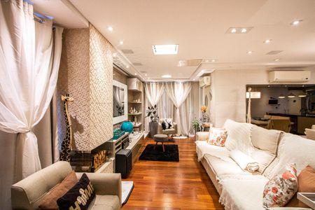 Apartamento à venda com 201m², 4 quartos e 4 vagasSala