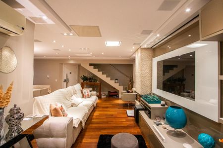 Apartamento à venda com 201m², 4 quartos e 4 vagasSala