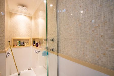 Apartamento à venda com 201m², 4 quartos e 4 vagasBanheiro da Suíte