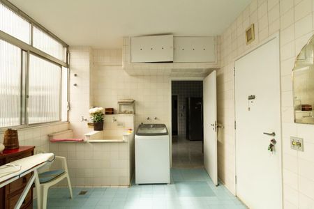 Apartamento à venda com 270m², 4 quartos e 2 vagasÁrea de serviço