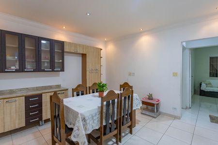 Casa à venda com 335m², 4 quartos e 2 vagasCasa 2 - sala