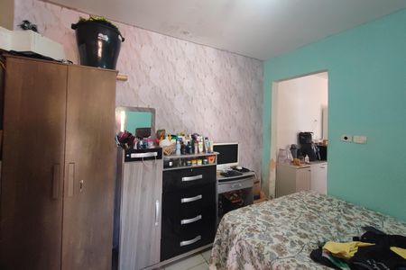 Casa à venda com 152m², 2 quartos e 2 vagas Casa à venda com 152m², 2 quartos e 2 vagasEdícula - Sala