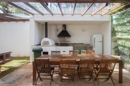 Apartamento à venda com 66m², 2 quartos e 1 vagaÁrea comum