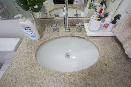 Apartamento à venda com 66m², 2 quartos e 1 vagaBanheiro Suite 