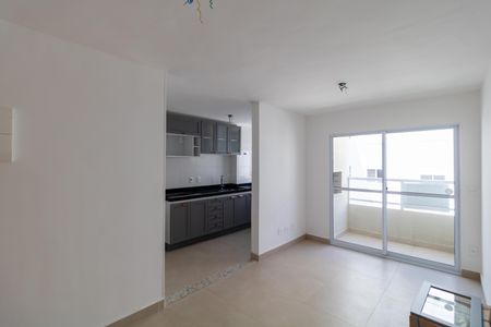Salas de apartamento para alugar com 2 quartos, 54m² em Parque Industrial, Campinas
