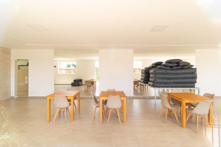 Apartamento para alugar com 54m², 2 quartos e 1 vagaÁrea comum - Salão de festas