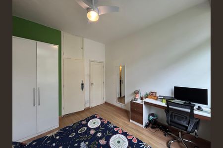 Apartamento à venda com 90m², 2 quartos e sem vagaSuíte