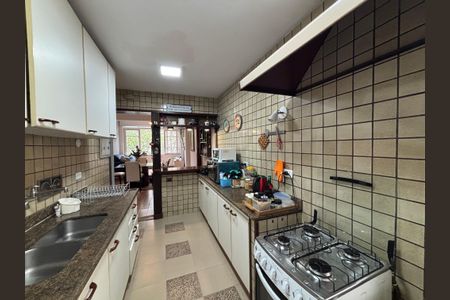 Apartamento à venda com 90m², 2 quartos e sem vagaCozinha