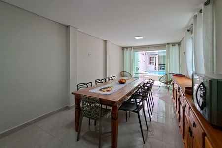 Casa para alugar com 350m², 5 quartos e 4 vagas Casa para alugar com 350m², 5 quartos e 4 vagasCopa