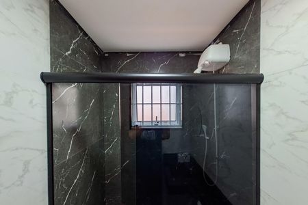 Casa para alugar com 350m², 5 quartos e 4 vagas Casa para alugar com 350m², 5 quartos e 4 vagasBanheiro da Suíte 3