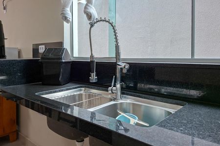 Casa para alugar com 350m², 5 quartos e 4 vagas Casa para alugar com 350m², 5 quartos e 4 vagasCozinha