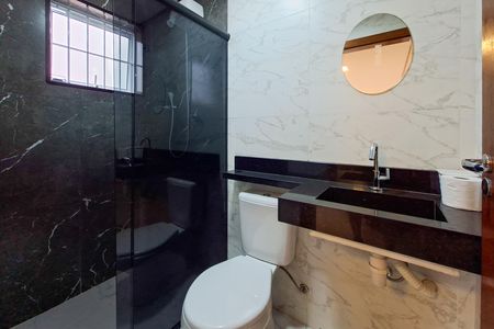 Casa para alugar com 350m², 5 quartos e 4 vagas Casa para alugar com 350m², 5 quartos e 4 vagasBanheiro da Suíte 3