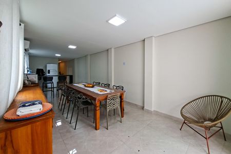 Casa para alugar com 350m², 5 quartos e 4 vagas Casa para alugar com 350m², 5 quartos e 4 vagasCopa
