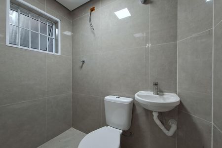 Casa para alugar com 350m², 5 quartos e 4 vagas Casa para alugar com 350m², 5 quartos e 4 vagasBanheiro da Suíte 5