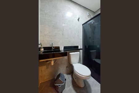 Casa para alugar com 350m², 5 quartos e 4 vagas Casa para alugar com 350m², 5 quartos e 4 vagasBanheiro da Suíte 2