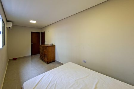 Casa para alugar com 350m², 5 quartos e 4 vagas Casa para alugar com 350m², 5 quartos e 4 vagasSuíte 3