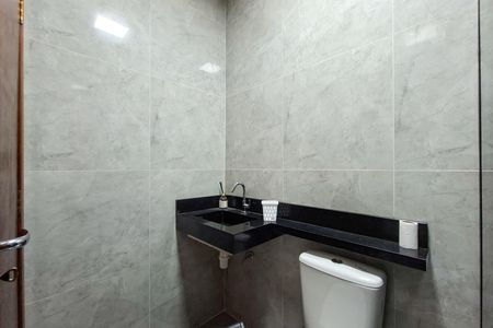 Casa para alugar com 350m², 5 quartos e 4 vagas Casa para alugar com 350m², 5 quartos e 4 vagasBanheiro da Suíte 2
