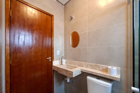 Casa para alugar com 350m², 5 quartos e 4 vagas Casa para alugar com 350m², 5 quartos e 4 vagasBanheiro da Suíte 4