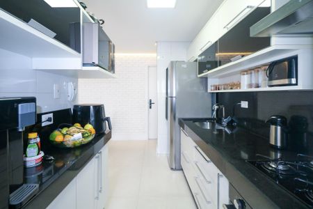 Apartamento à venda com 69m², 2 quartos e 2 vagas Apartamento à venda com 69m², 2 quartos e 2 vagasCozinha