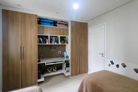 Apartamento à venda com 69m², 2 quartos e 2 vagas Apartamento à venda com 69m², 2 quartos e 2 vagasQuarto