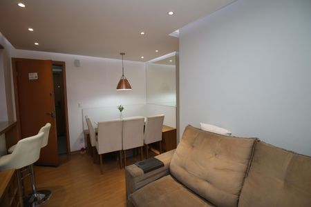 Apartamento para alugar com 55m², 2 quartos e 1 vagaSala