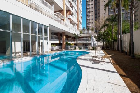 Apartamento à venda com 121m², 3 quartos e 2 vagasÁrea comum - Piscina