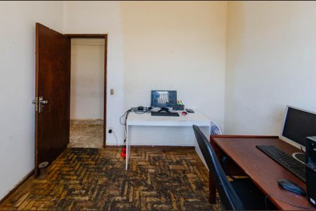 Apartamento à venda com 180m², 3 quartos e 1 vaga Apartamento à venda com 180m², 3 quartos e 1 vagaQuarto 1