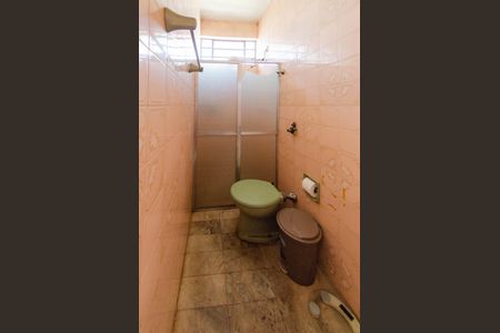 Apartamento à venda com 180m², 3 quartos e 1 vaga Apartamento à venda com 180m², 3 quartos e 1 vagaBanheiro suíte