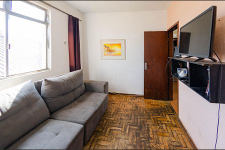 Apartamento à venda com 180m², 3 quartos e 1 vaga Apartamento à venda com 180m², 3 quartos e 1 vagaSala