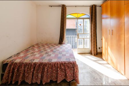 Apartamento à venda com 180m², 3 quartos e 1 vaga Apartamento à venda com 180m², 3 quartos e 1 vagaSuíte