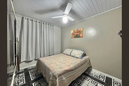 Casa à venda com 88m², 2 quartos e 1 vagaQuarto