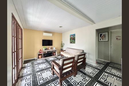 Casa à venda com 88m², 2 quartos e 1 vagaSala