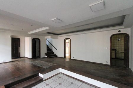 Casa à venda com 250m², 3 quartos e 4 vagasSala