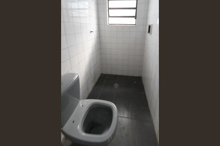 Casa à venda com 250m², 3 quartos e 4 vagasBanheiro de Serviço