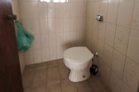 Casa à venda com 250m², 3 quartos e 4 vagasLavabo