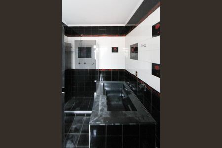 Casa à venda com 250m², 3 quartos e 4 vagasBanheiro da Suíte