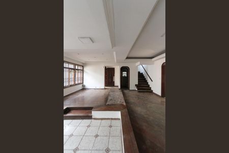 Casa à venda com 250m², 3 quartos e 4 vagasSala